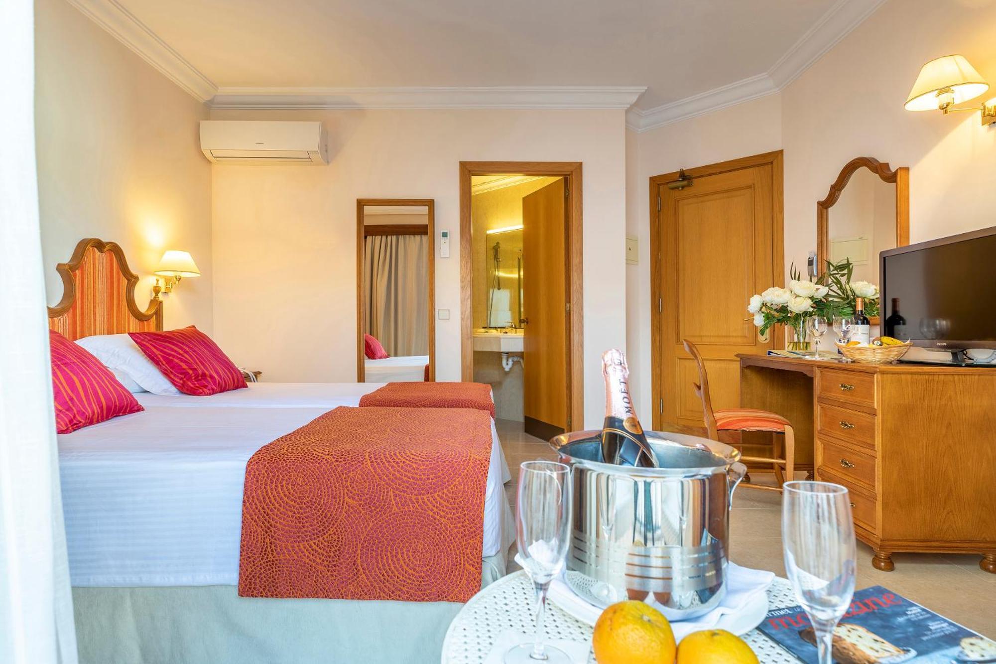 Hotel Miramar Mallorca Port de Pollença Camera foto